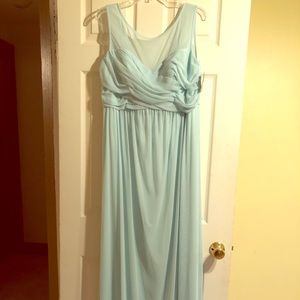 Mint colored bridesmaid dress